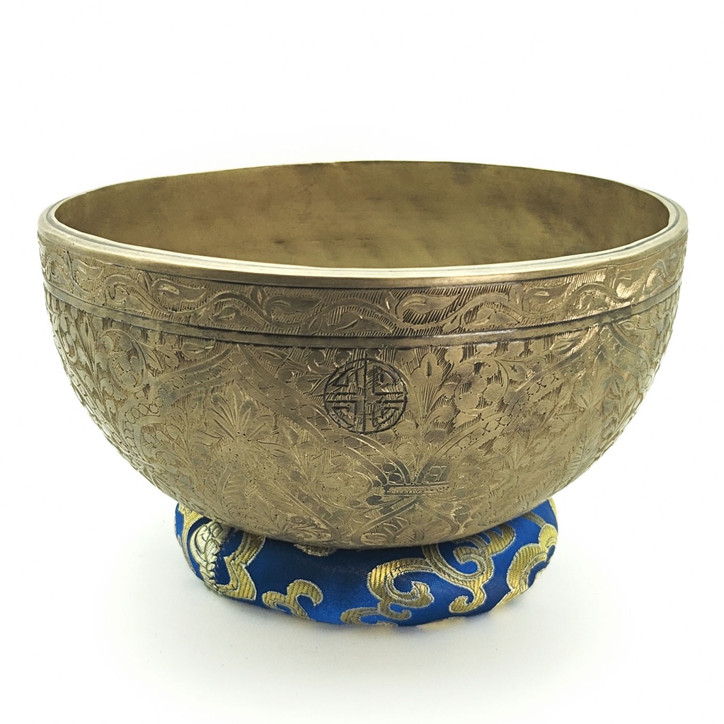 [SGP-058] KASA Jhumka Fullmoon Hand-Carving Hammered Singing Bowl "Plants" - A3 (22 cm, 1.8 kg)