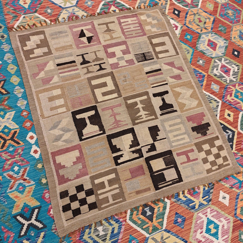 [SHB-091] Shamanic Mexican Handmade Wool Blanket (135x117cm)