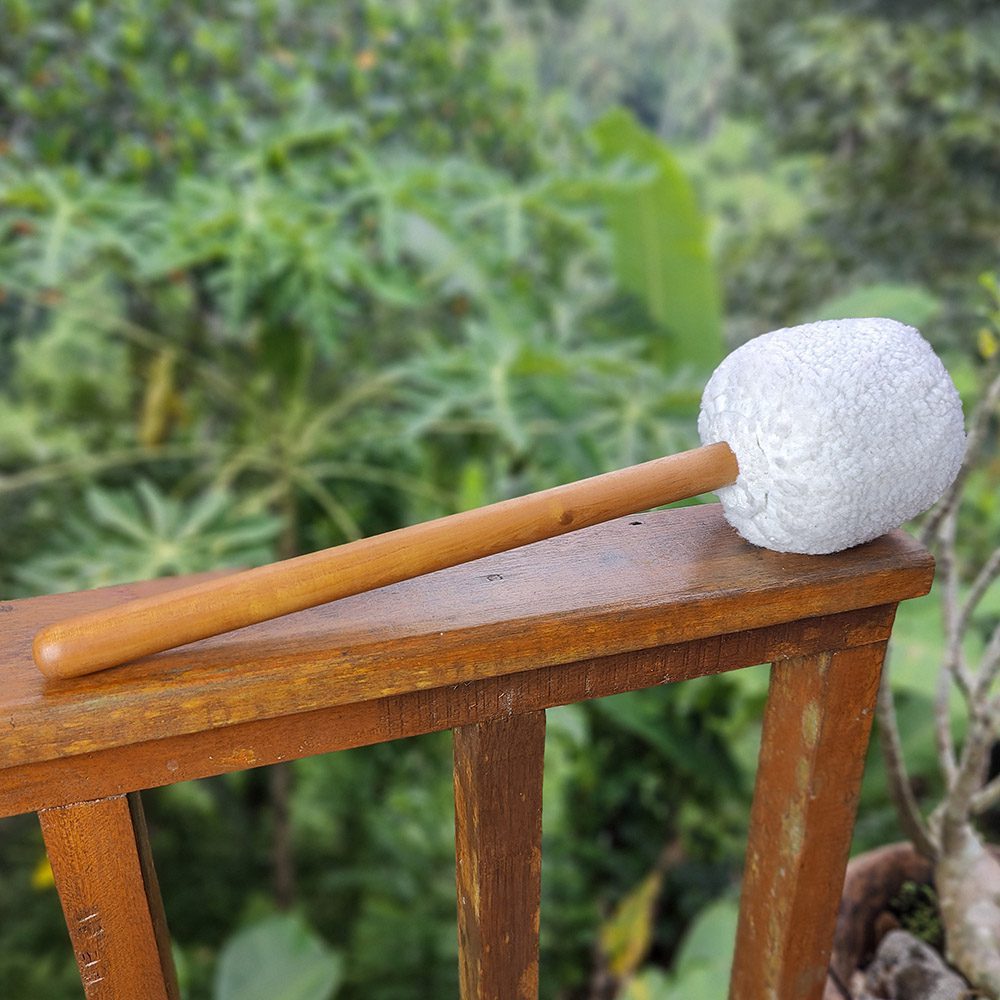 [GMA-043] White Gong Stick Medium (9 cm)