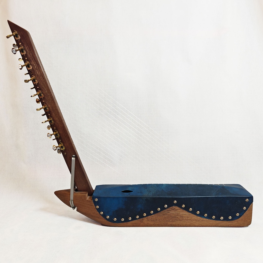 [HRP-010] Egyptian Harp Blue Large (Goat Skin & Teakwood)